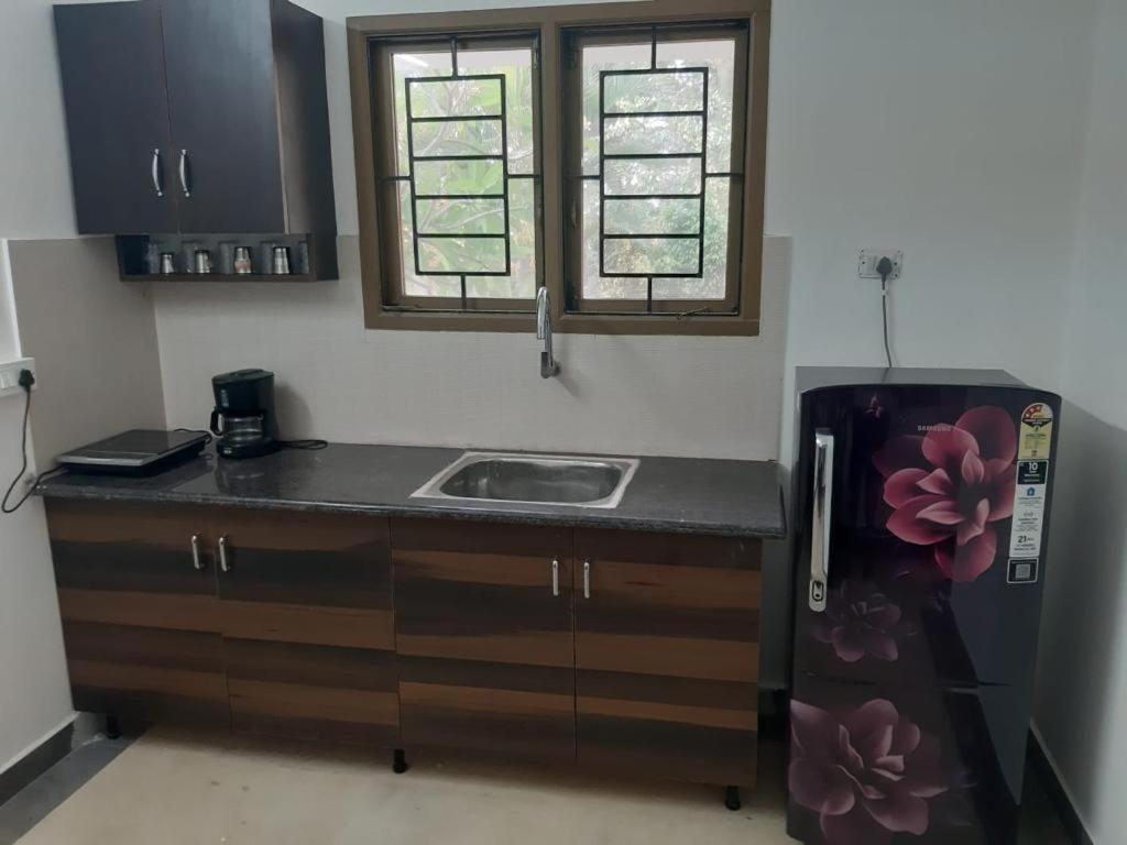 Barefootbay - Villa With Private Beach Access Chennai Exteriör bild